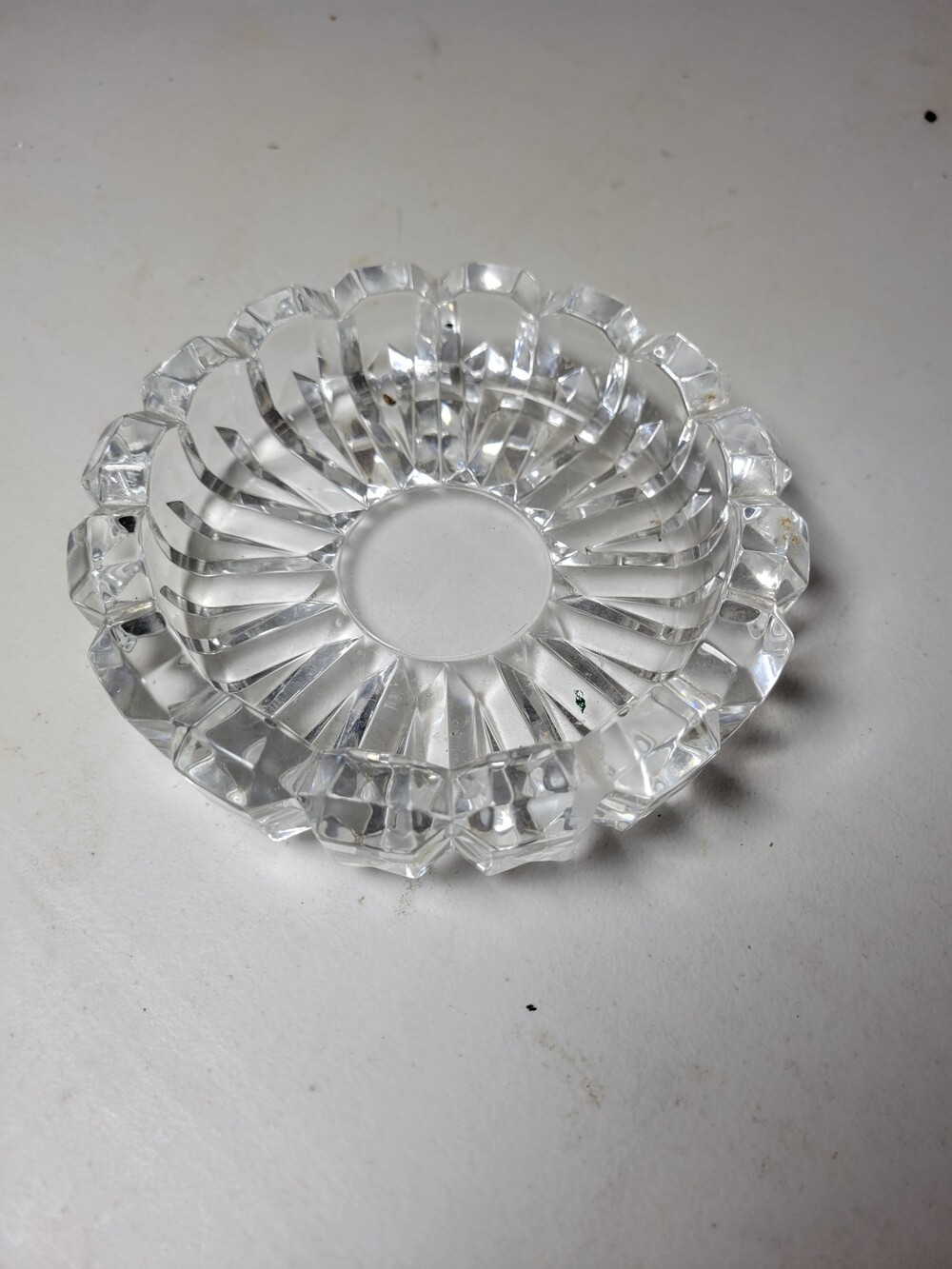 Vintage Heavy Clear Cut Glass Crystal Style Ashtray Trinket Dish – 6 Inch